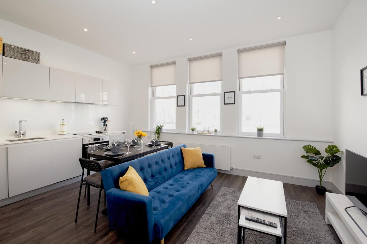 High Spec 2 Bed Apartment W/Parking Available Лондон Экстерьер фото